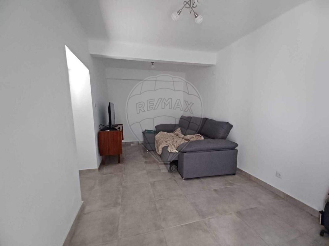 listing 124351025-265 picture-0