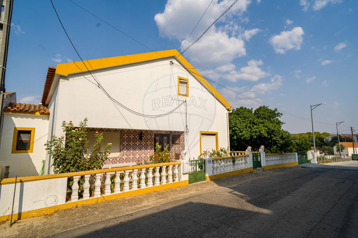 Moradia T5 para venda