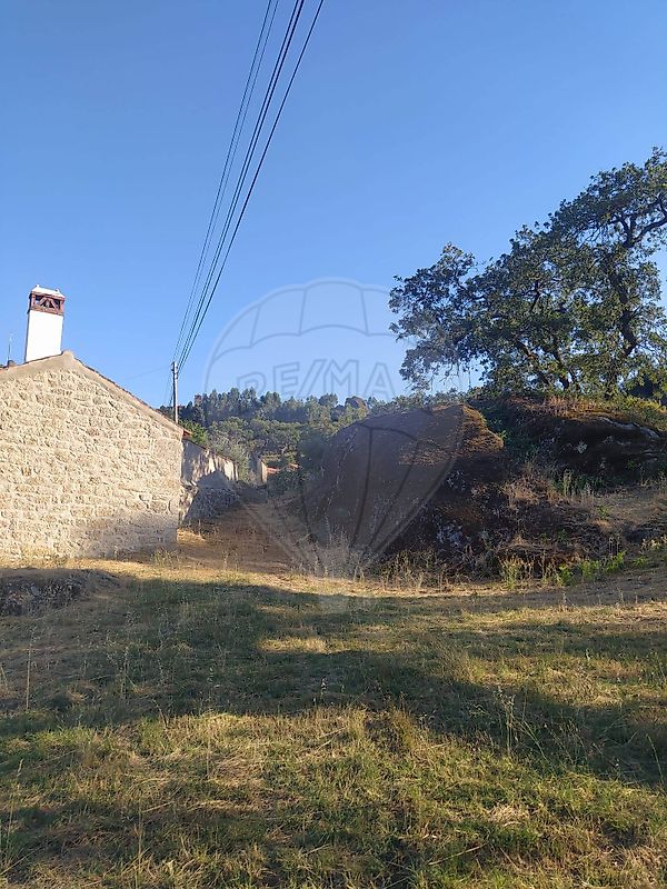 Terreno - Monsanto e Idanha-a-Velha, Idanha-a-Nova, Castelo Branco