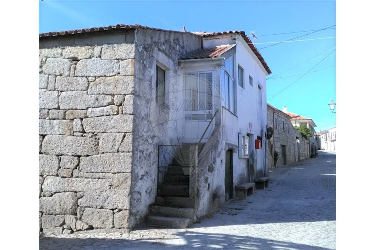 Moradia T2 para venda