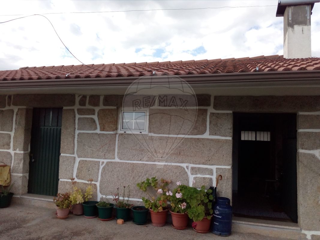 Moradia T2 para venda
