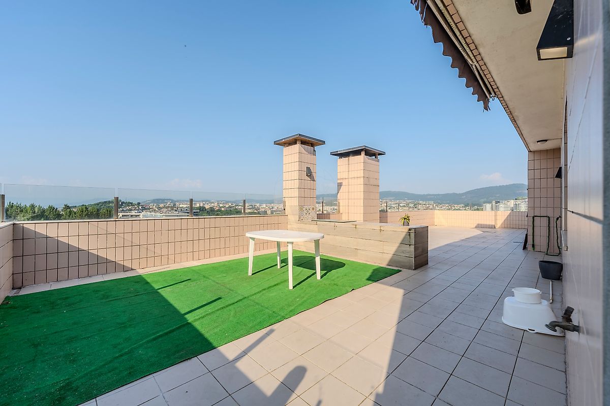 Apartamento T3 à venda em Braga