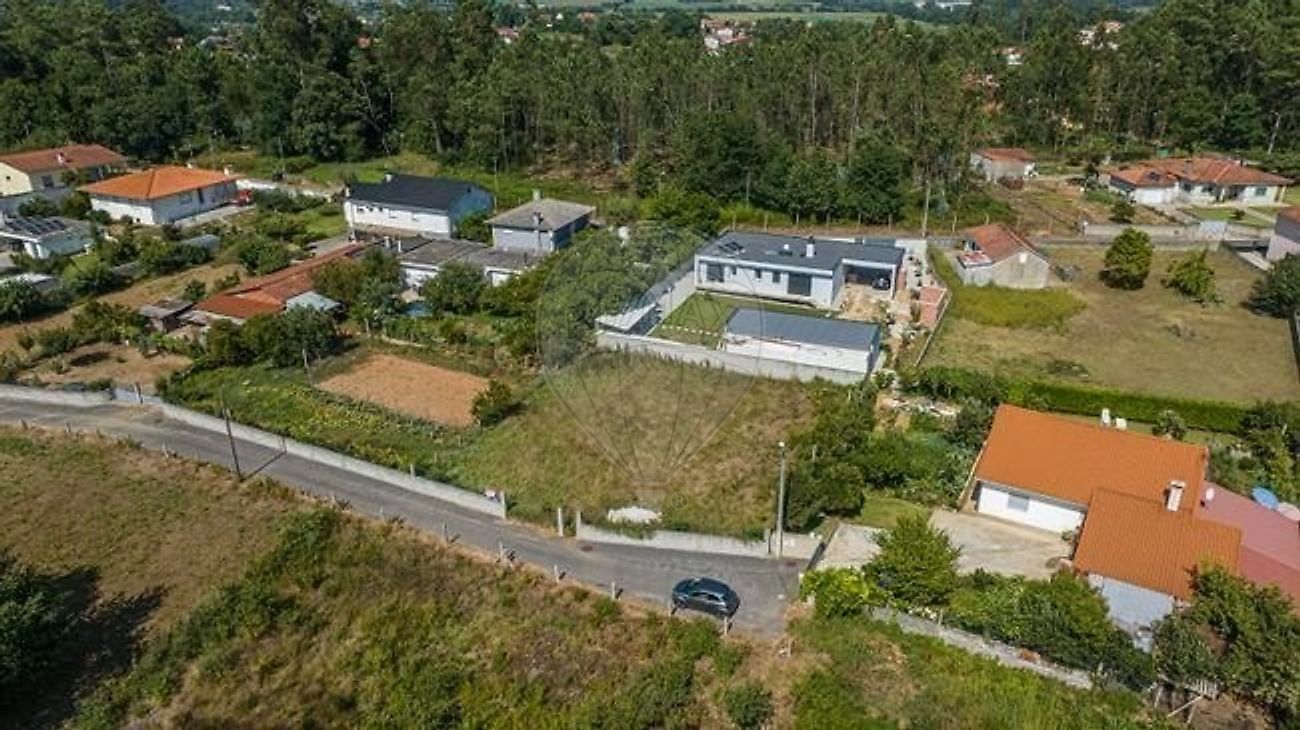 Terreno - Ucha, Barcelos, Braga