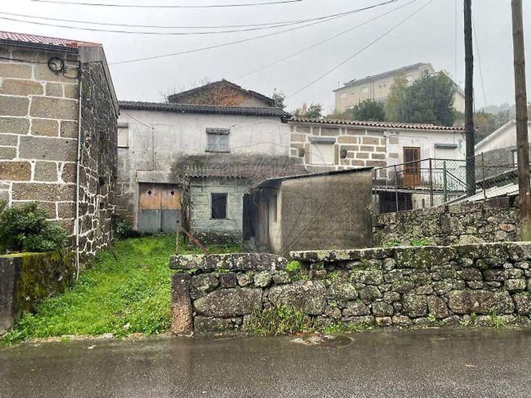 Moradia - Póvoa de Lanhoso (Nossa Senhora do Amparo), Póvoa de Lanhoso, Braga