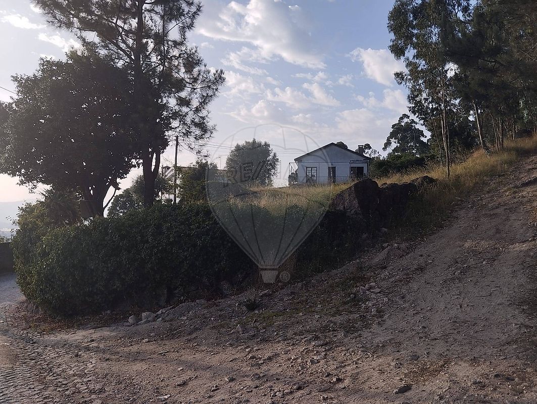 Terreno - Airó, Barcelos, Braga
