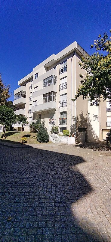 Apartamento T3 à venda em Braga