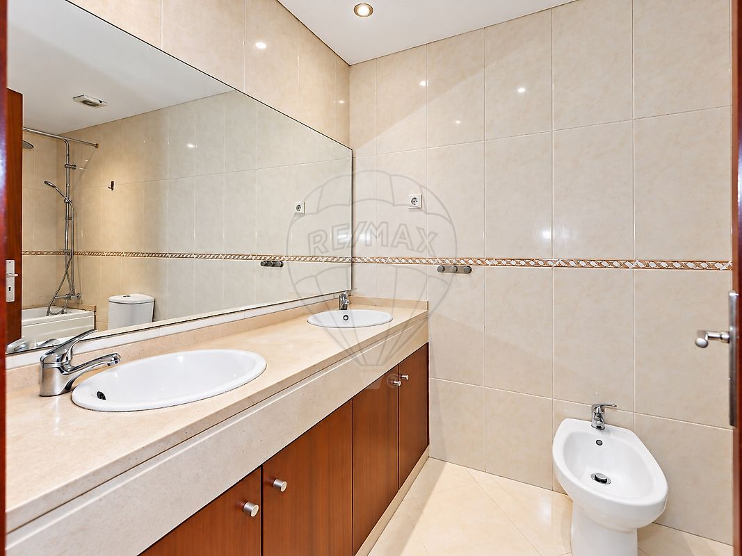 Apartamento T2 à venda em Braga (São José de São Lázaro e São João do Souto), Braga — foto 17