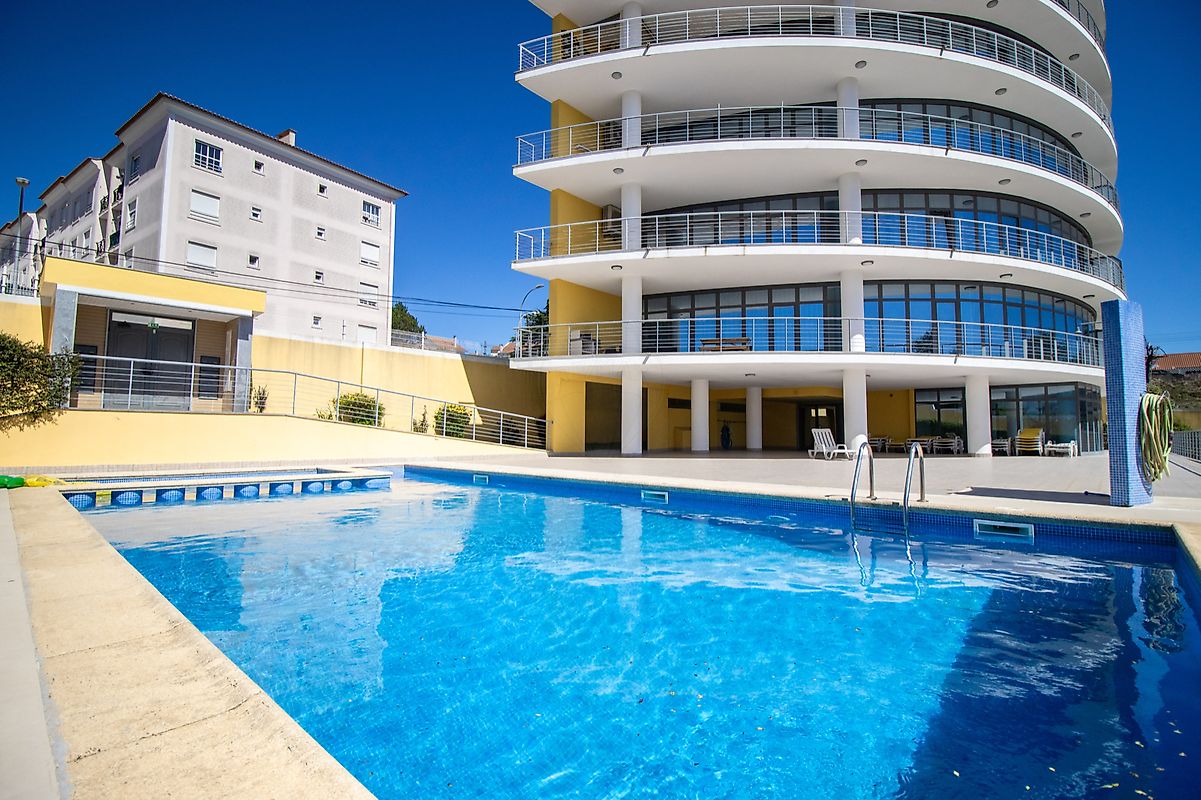 Apartamento T3 para arrendar em Amadora