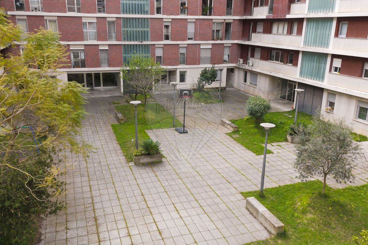 listing 124401231-2 picture-0