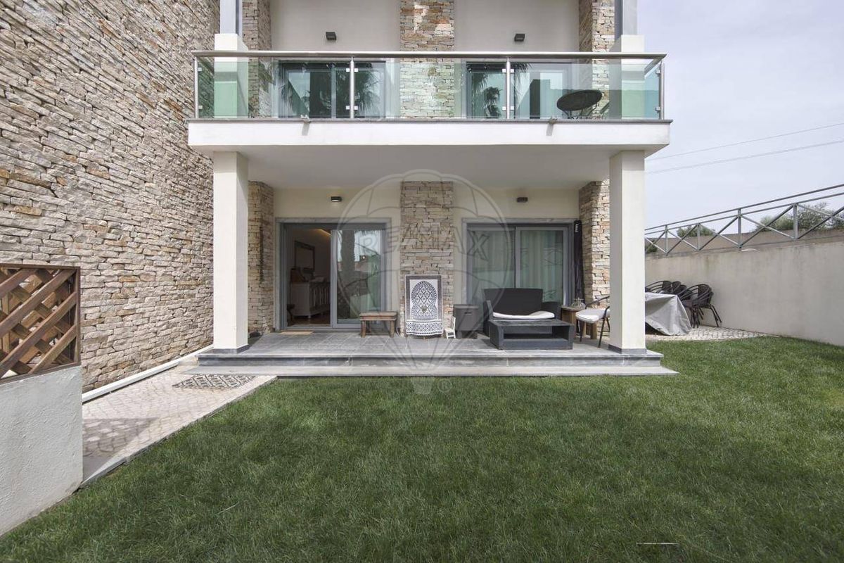 listing 124401136-23 picture-0