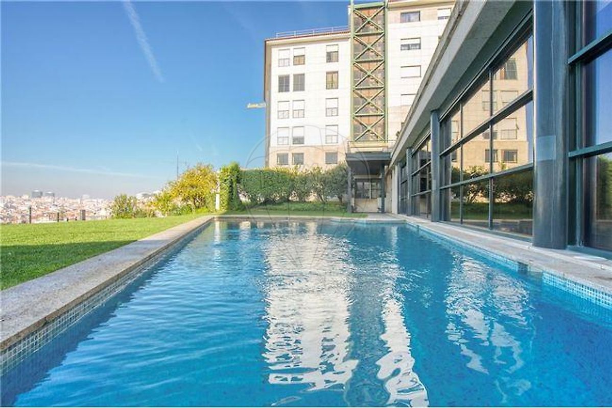 Apartamento T5 para arrendar em Lisboa