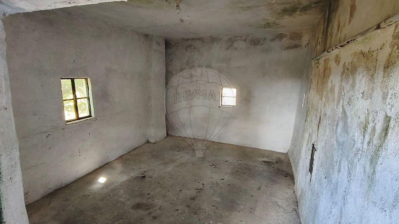 Moradia T2 à venda em Celorico (São Pedro e Santa Maria) e Vila Boa do Mondego, Celorico da Beira — foto 12