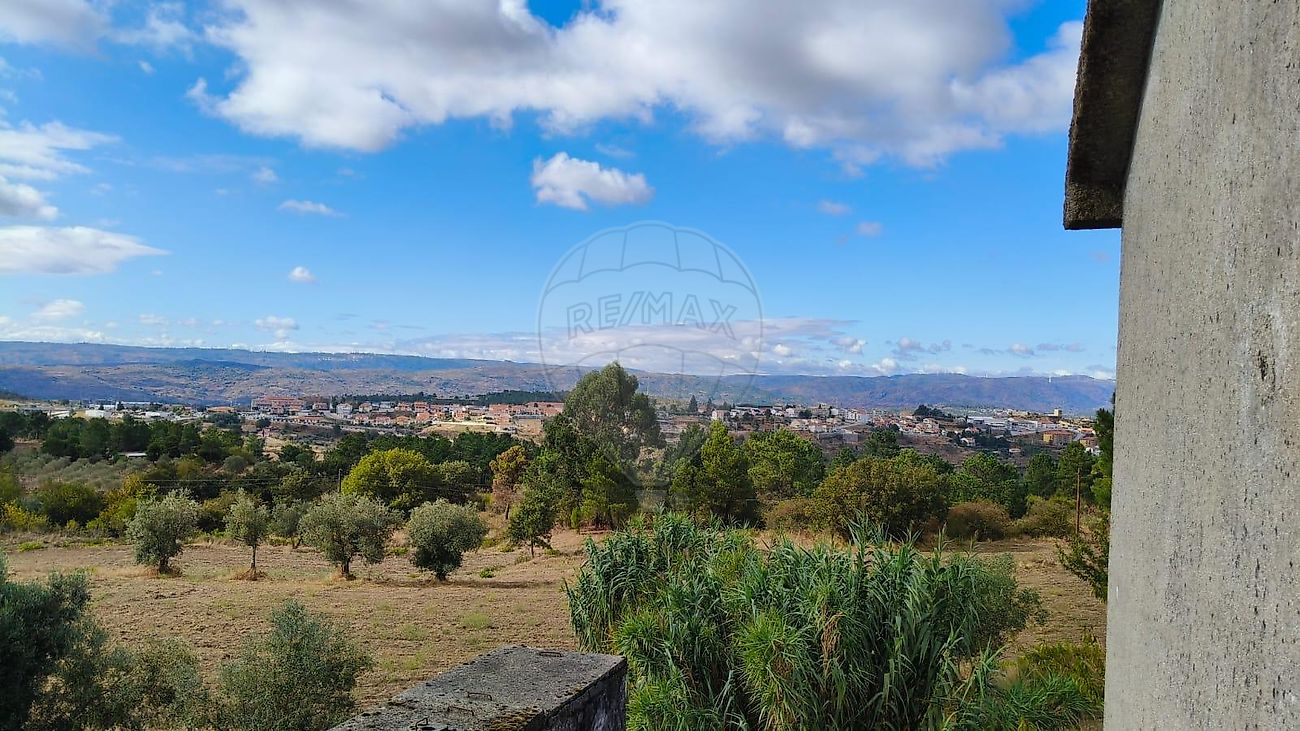 Moradia T2 à venda em Celorico (São Pedro e Santa Maria) e Vila Boa do Mondego, Celorico da Beira — foto 7