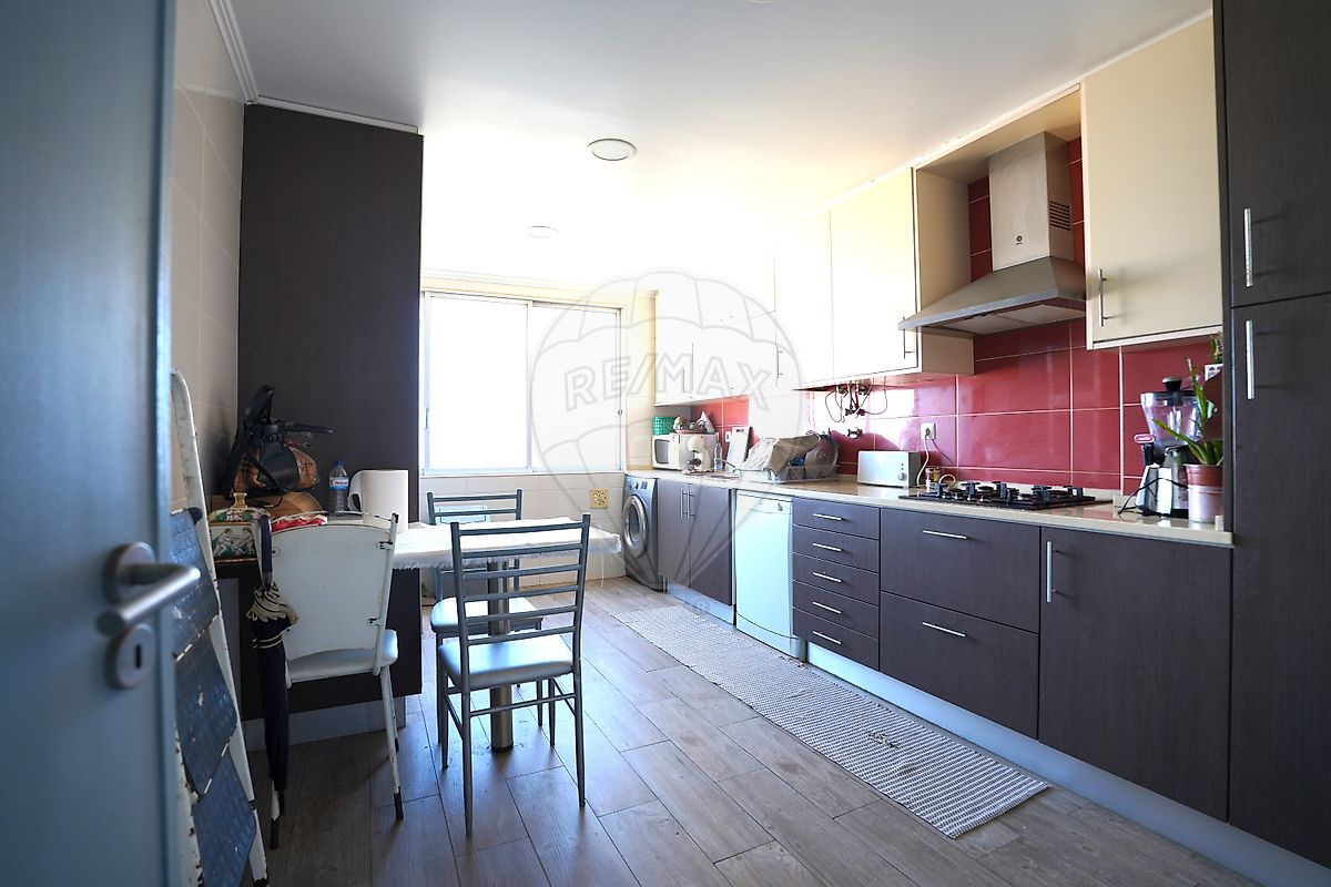 Apartamento T2 à venda em Odivelas