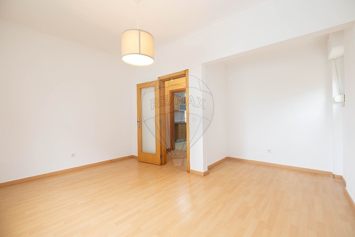 Apartamento T2 à venda em Odivelas