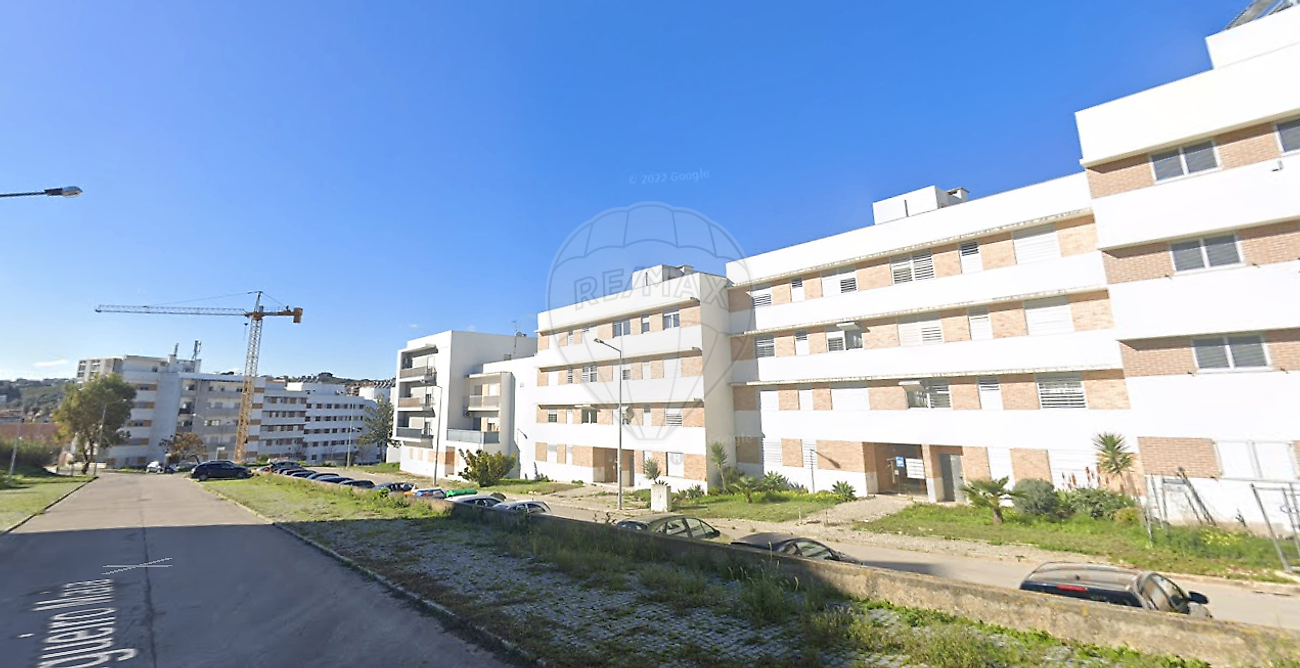 Apartamento T2 à venda em Loures