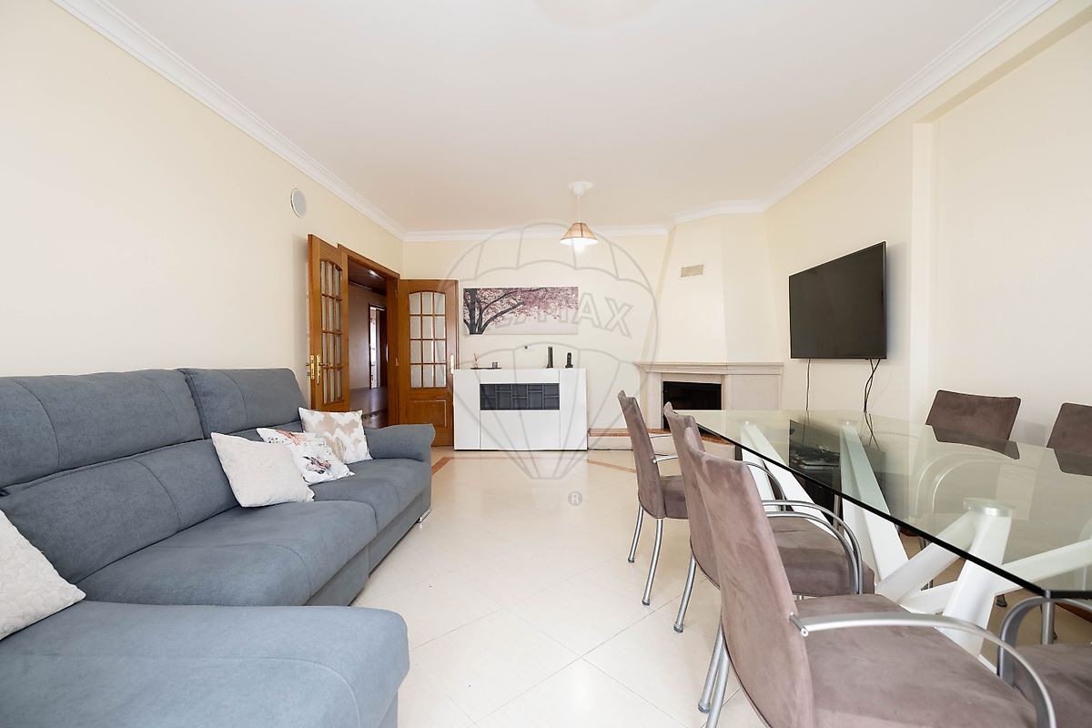 Apartamento T3 à venda em Odivelas