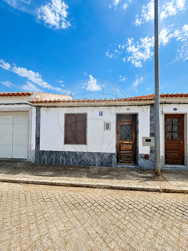 Moradia T2 - Salvada e Quintos, Beja, Beja