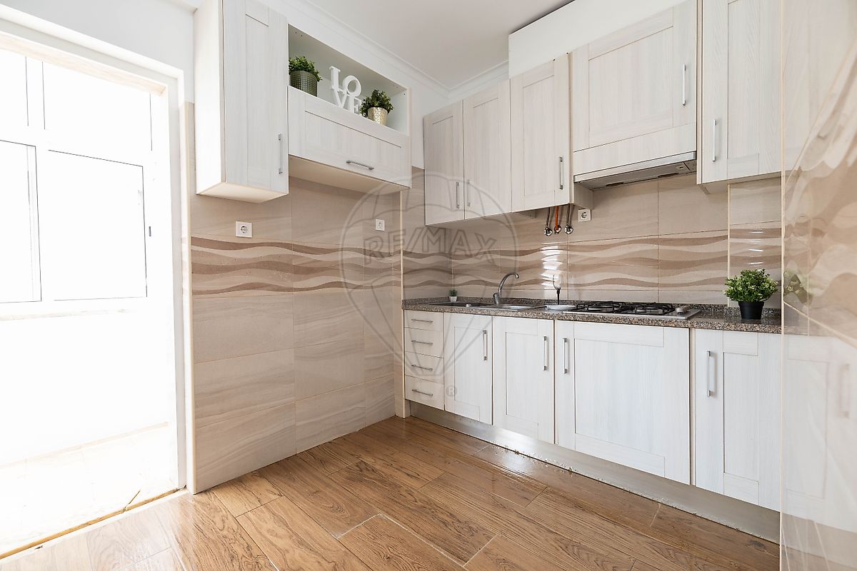Apartamento - Ramada e Caneças, Odivelas, Lisboa