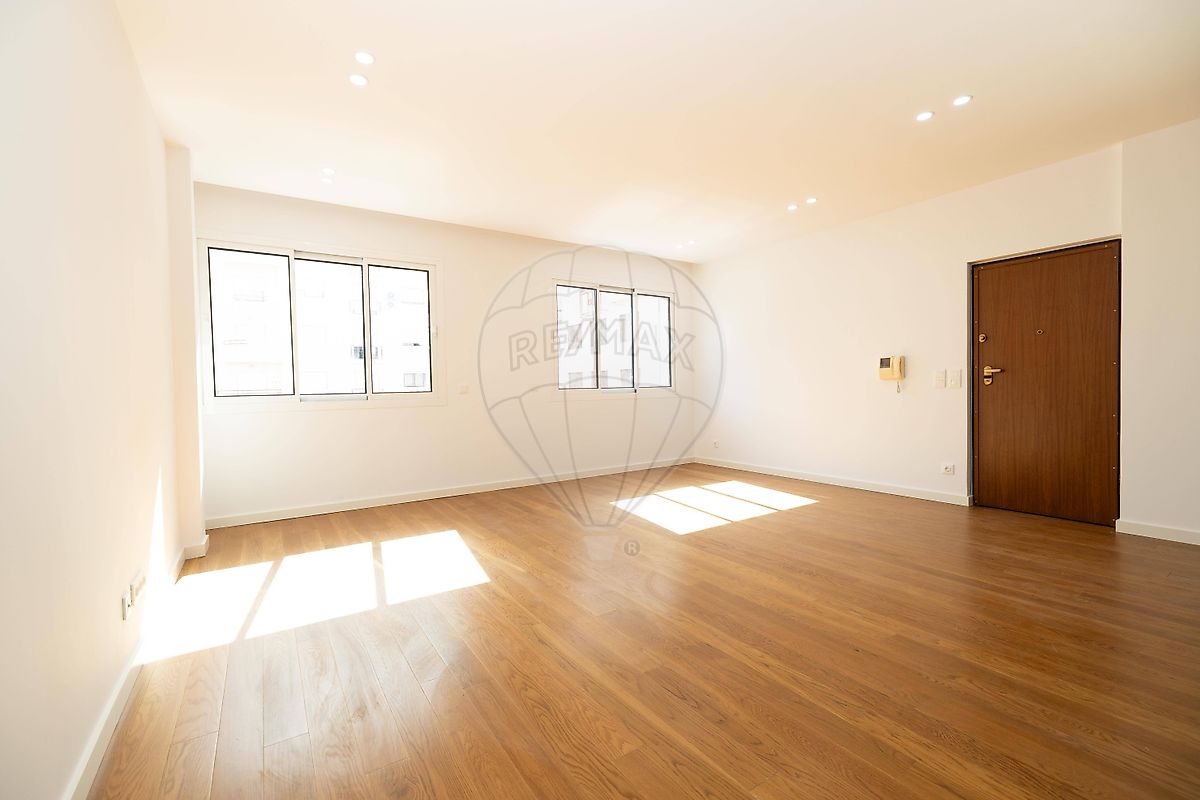 Apartamento T3 para arrendar em Odivelas