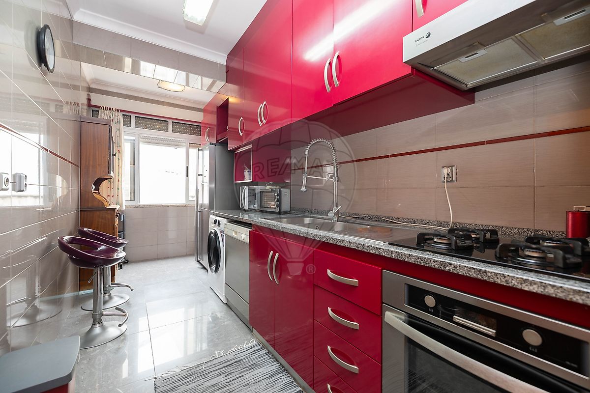 Apartamento T2 à venda em Odivelas