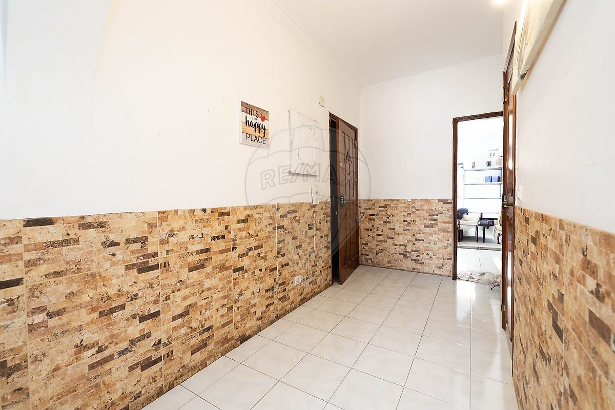 Apartamento T3 à venda em Seixal