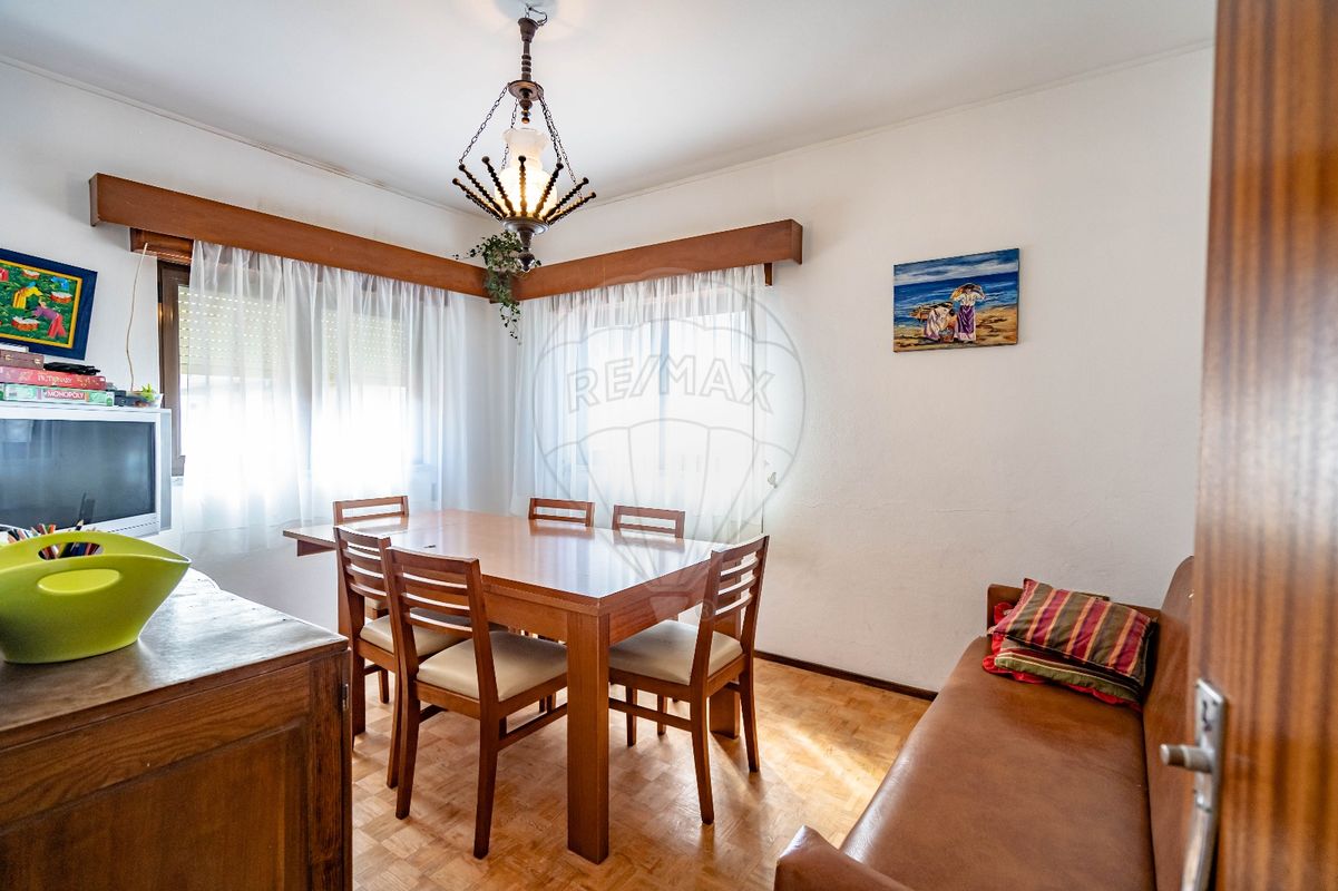 listing 124411070-53 picture-0