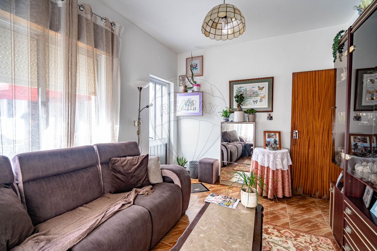 listing 124411070-53 picture-0