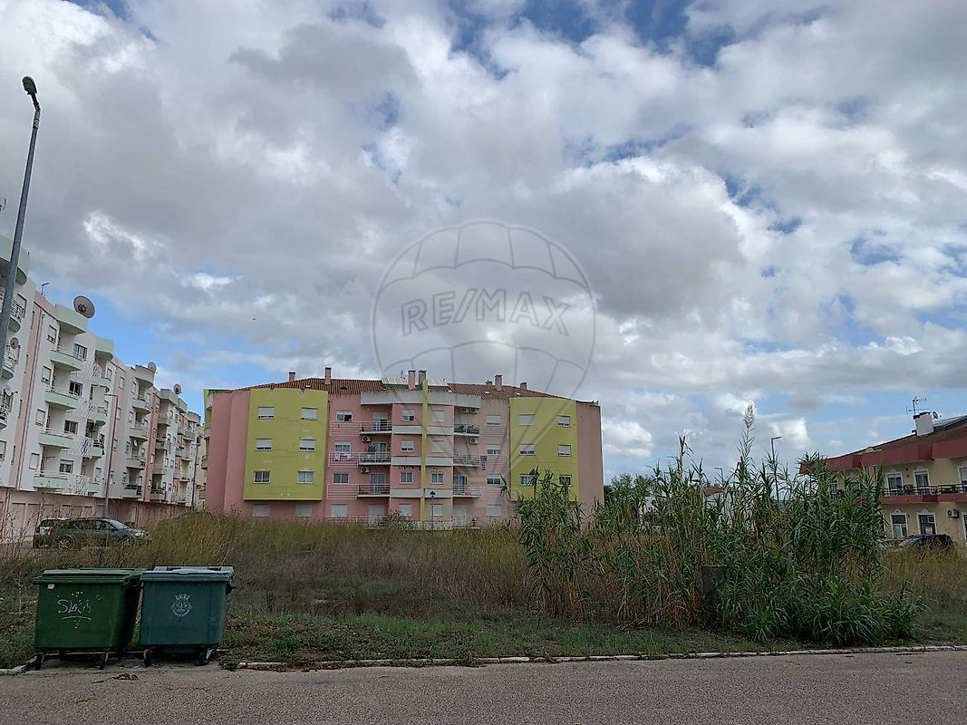 Land for sale in Tomar, Portugal — €100,000