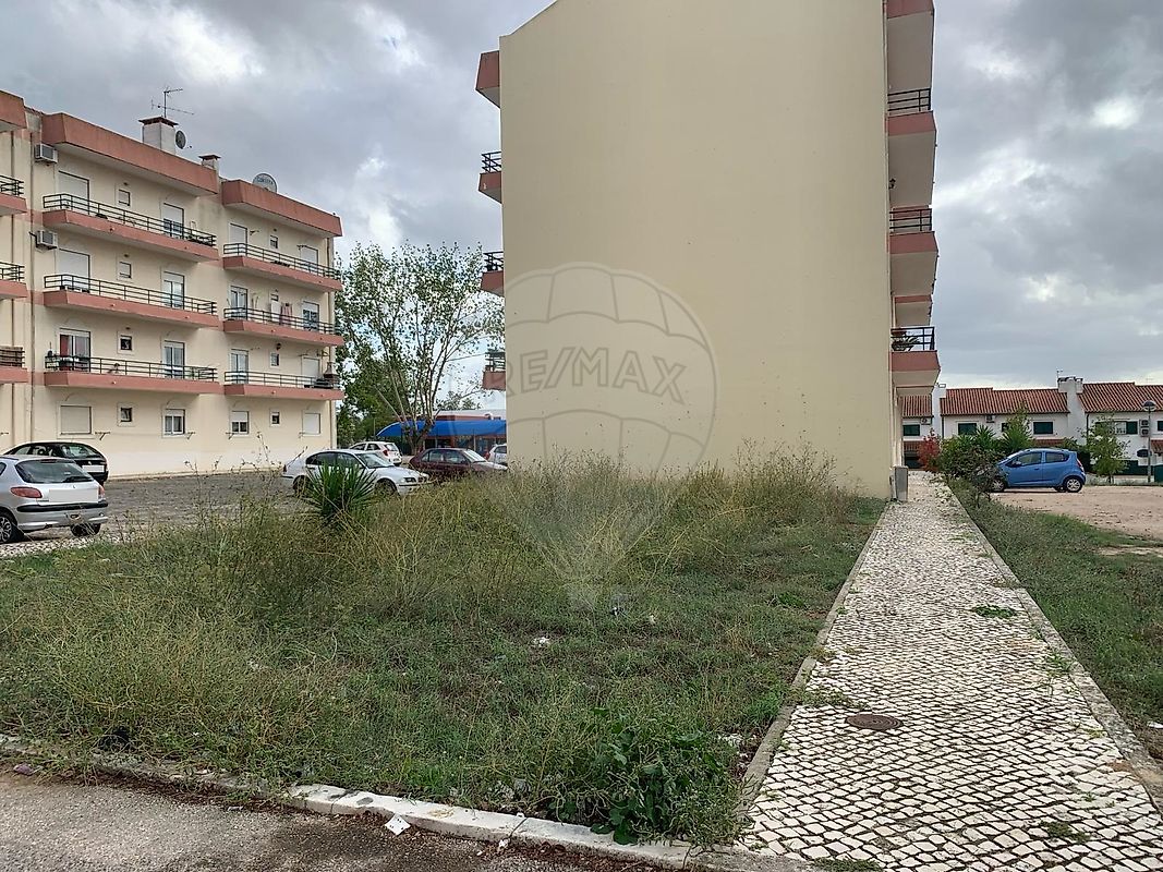 Land for sale in Tomar, Portugal — €100,000