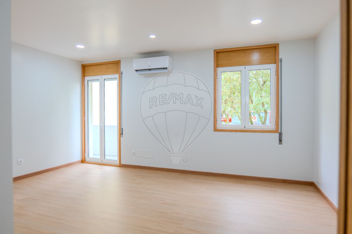 listing 124431022-262 picture-0