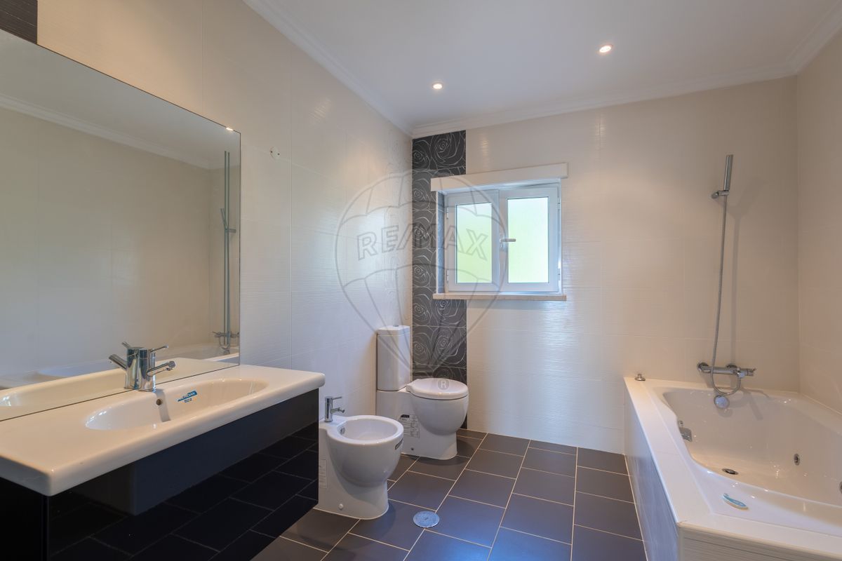 listing 124431068-8 picture-0