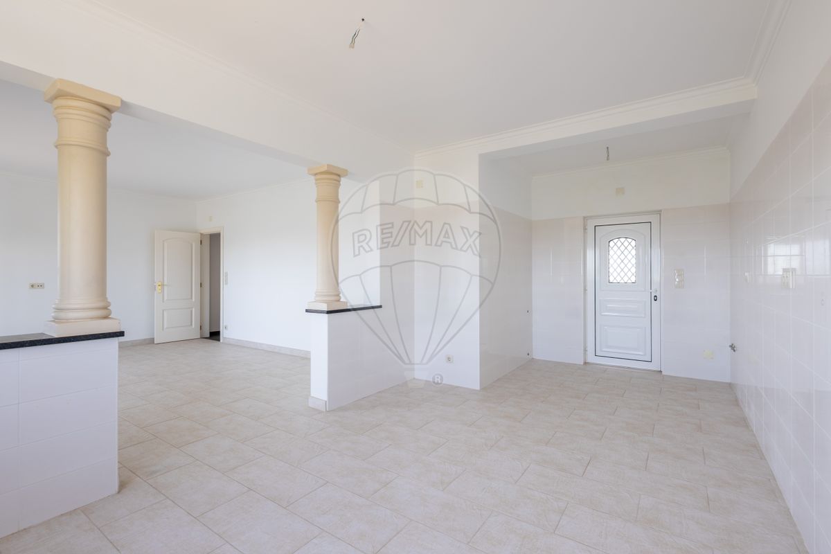 listing 124431068-8 picture-0