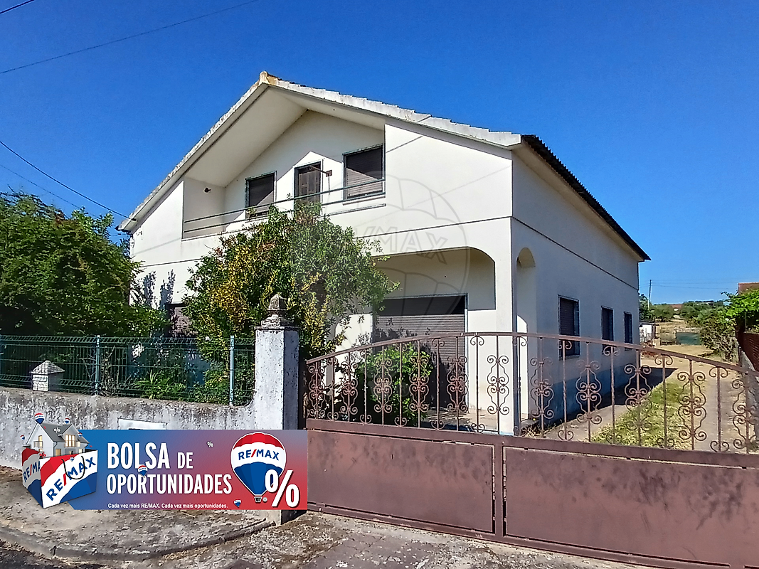Moradia T3 - Paialvo, Tomar, Santarém