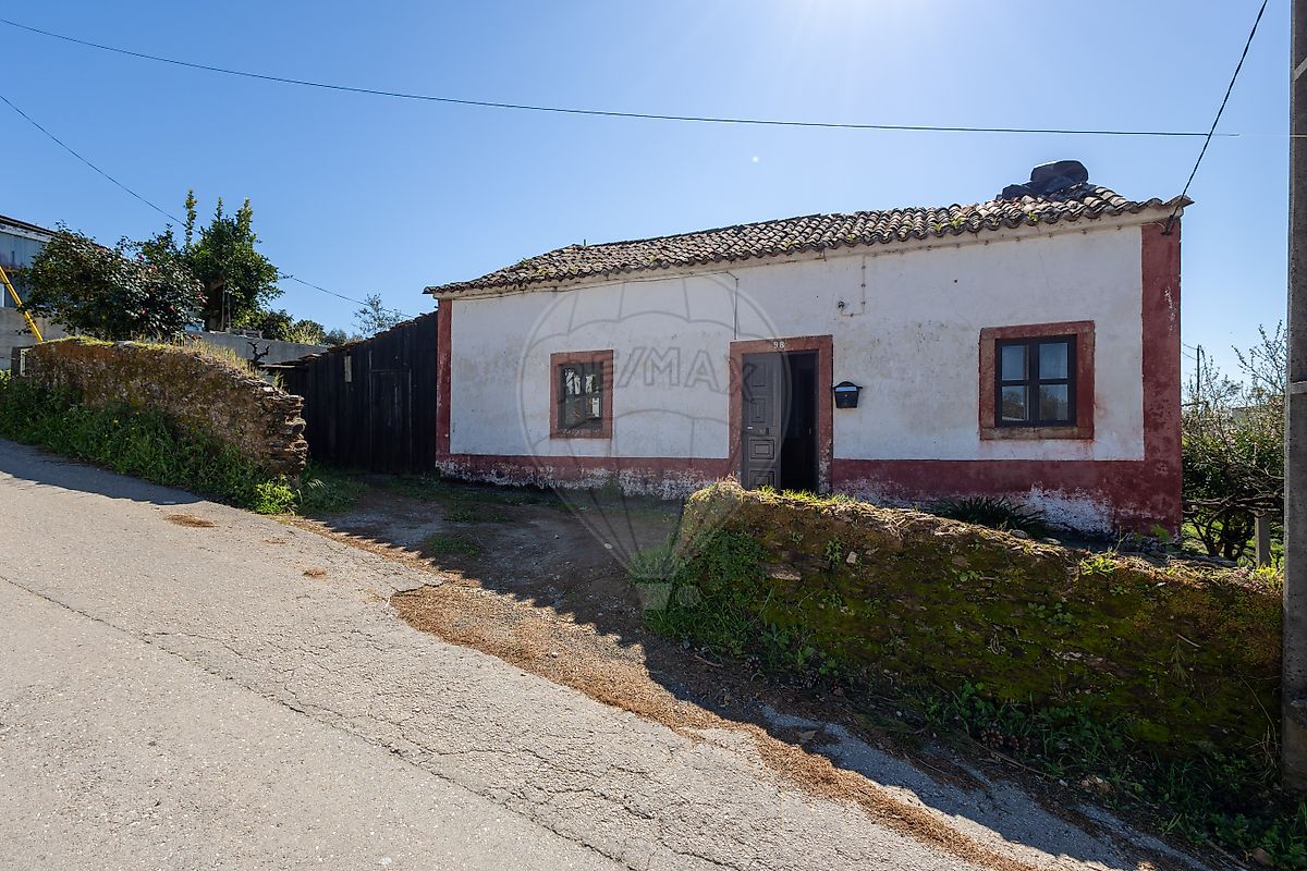 Moradia - Águas Belas, Ferreira do Zêzere, Santarém