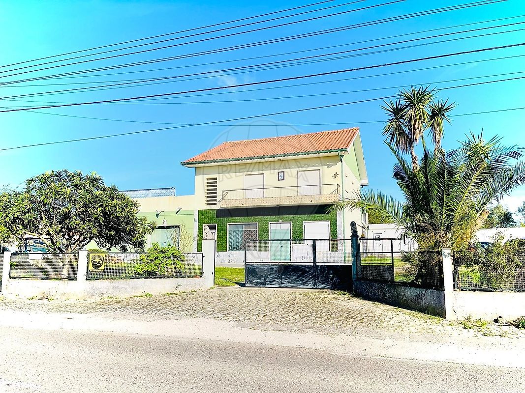 Moradia - Casais e Alviobeira, Tomar, Santarém