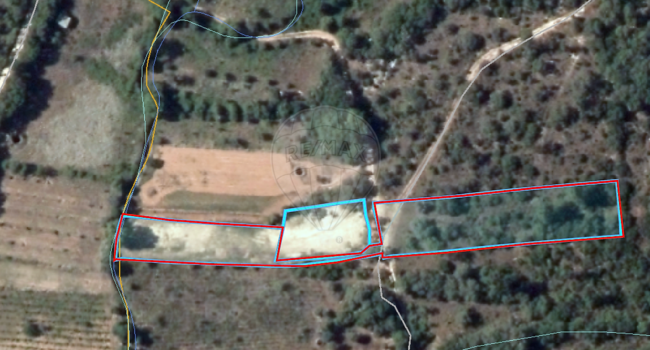 Terreno - Areias e Pias, Ferreira do Zêzere, Santarém