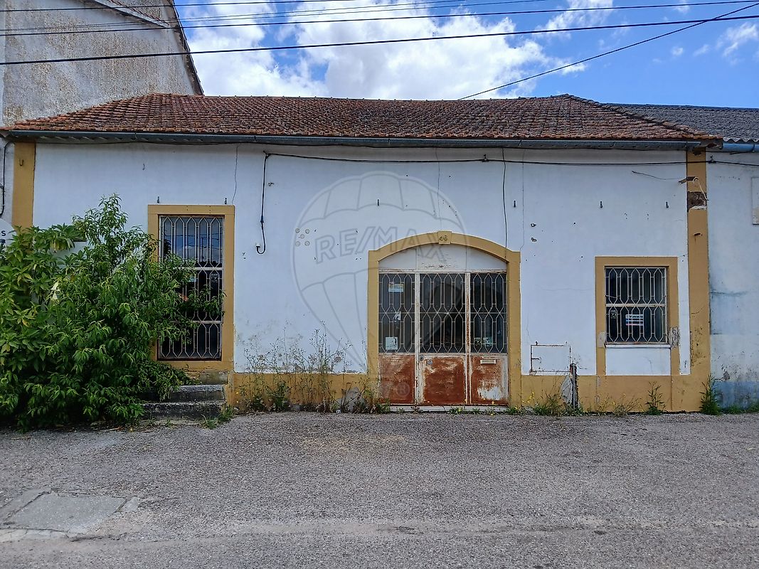Moradia - Tomar (São João Baptista) e Santa Maria dos Olivais, Tomar, Santarém
