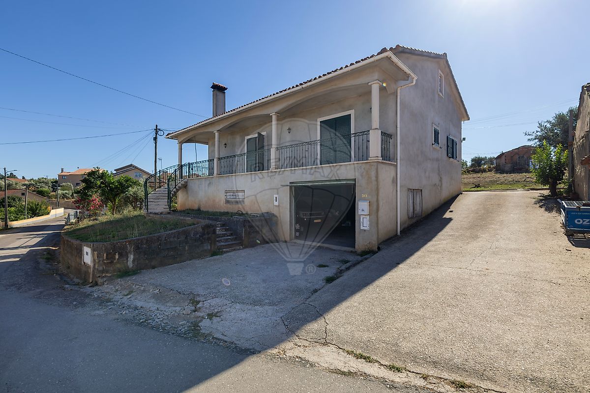 Moradia T3 - Águas Belas, Ferreira do Zêzere, Santarém