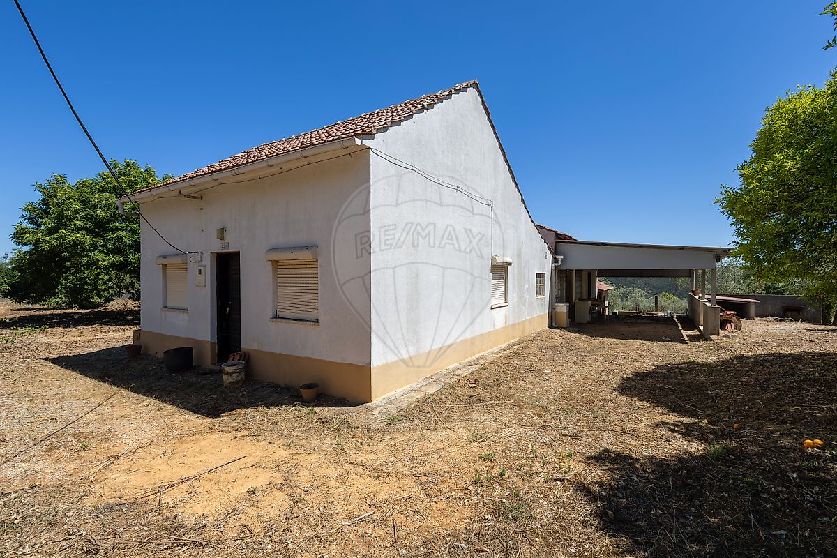Moradia T3 - Nossa Senhora do Pranto, Ferreira do Zêzere, Santarém