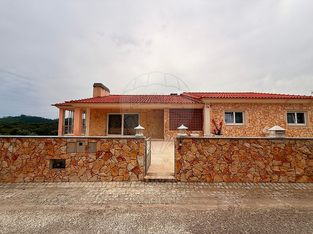 Apartamento T3 à venda em Alvaiázere