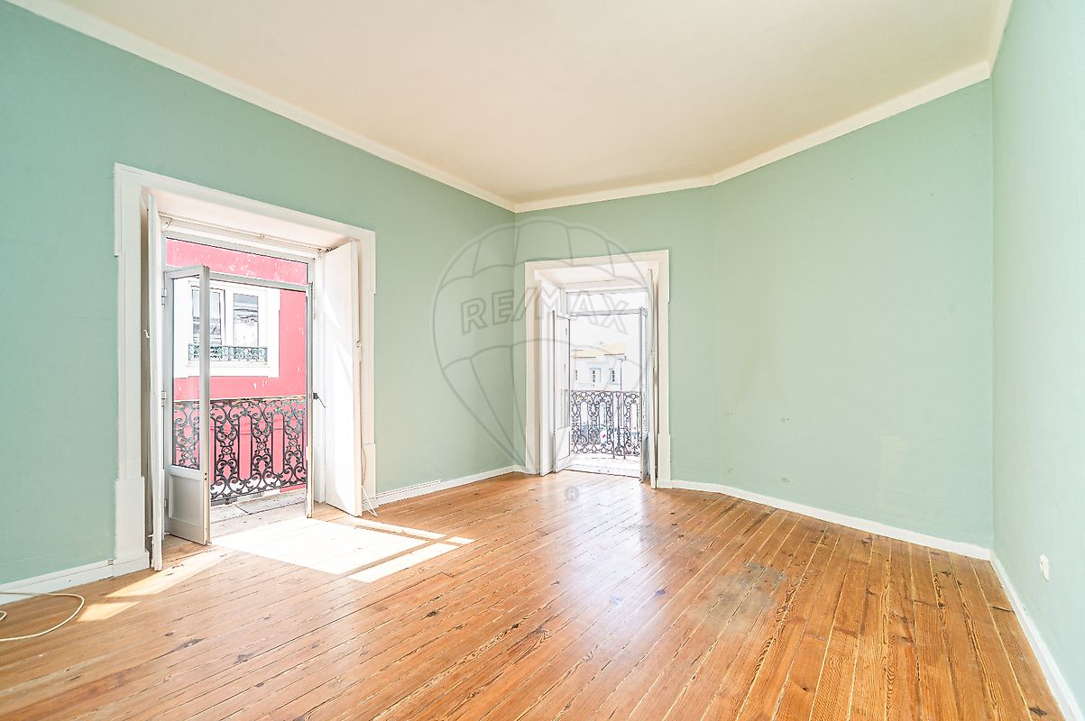 listing 124471127-23 picture-0