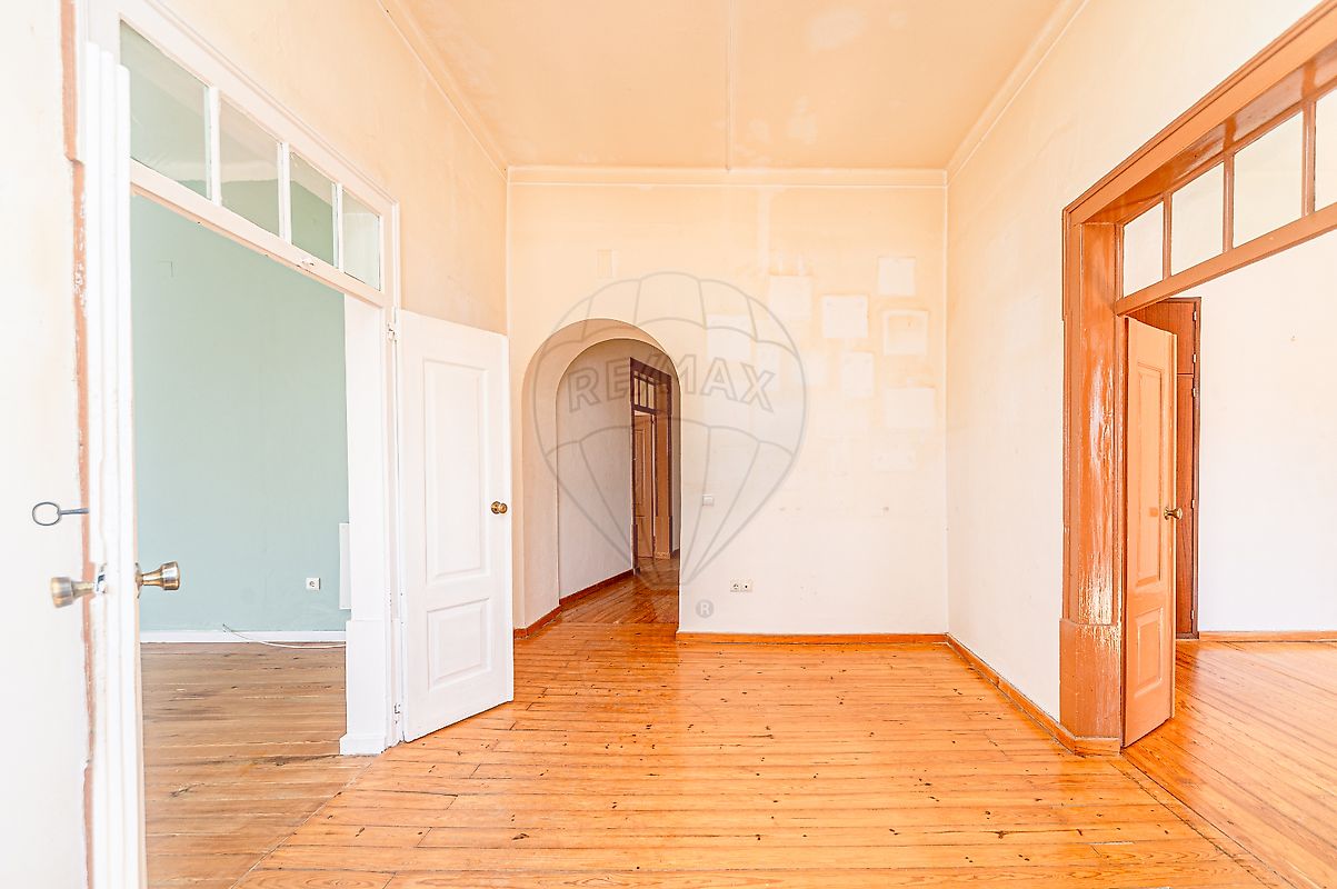 listing 124471127-23 picture-0