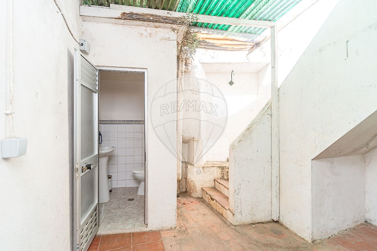 listing 124471127-23 picture-0