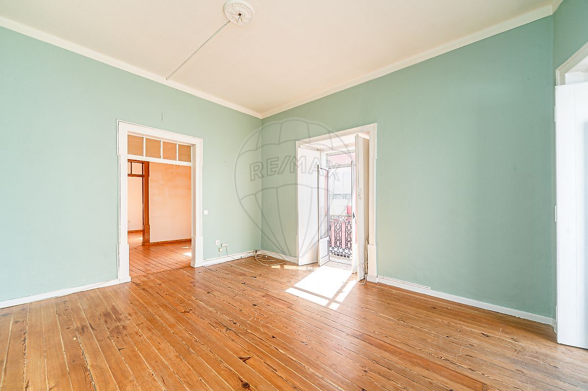 listing 124471127-23 picture-0