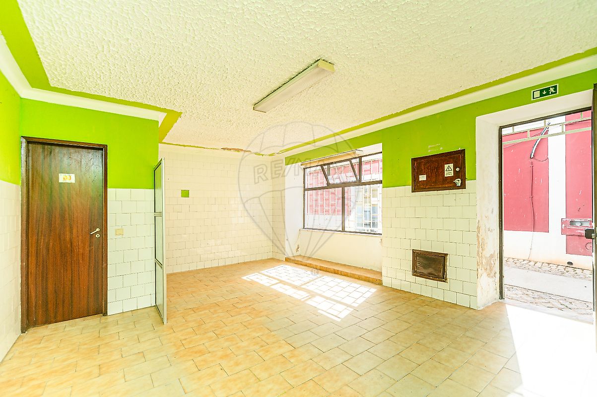 listing 124471127-23 picture-0