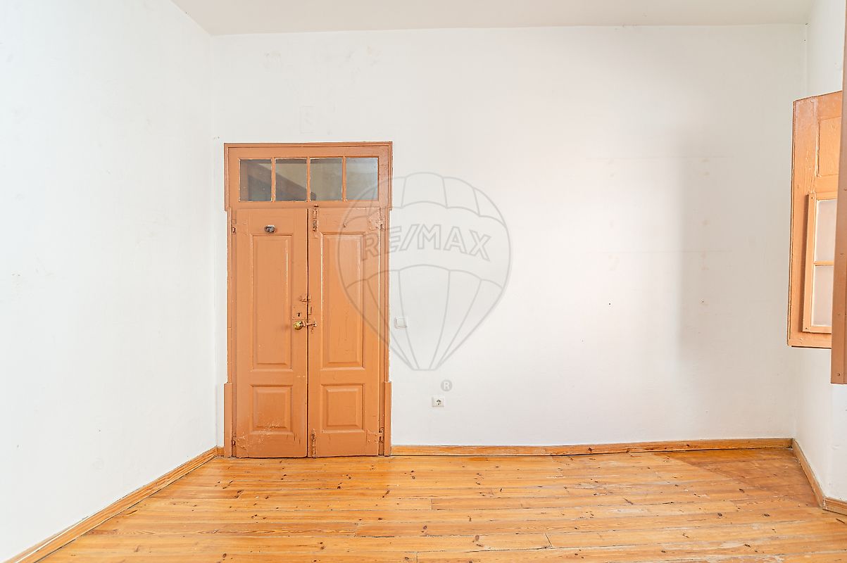 listing 124471127-23 picture-0