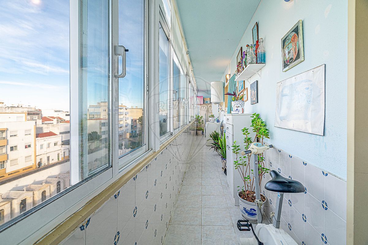 listing 124471005-165 picture-0