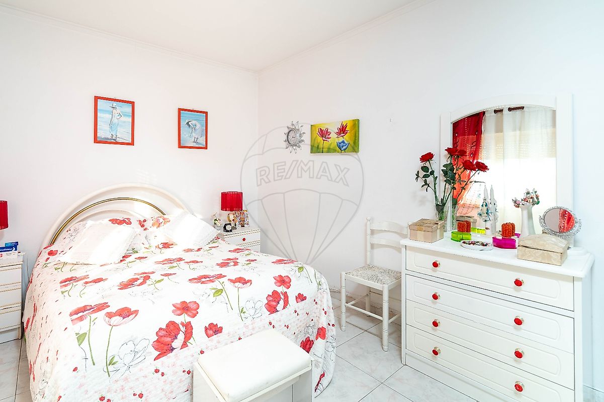 listing 124471005-165 picture-0