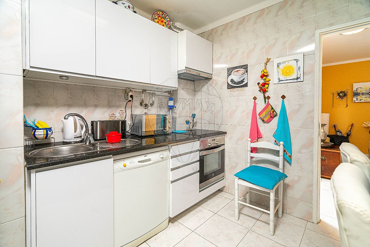 listing 124471005-165 picture-0